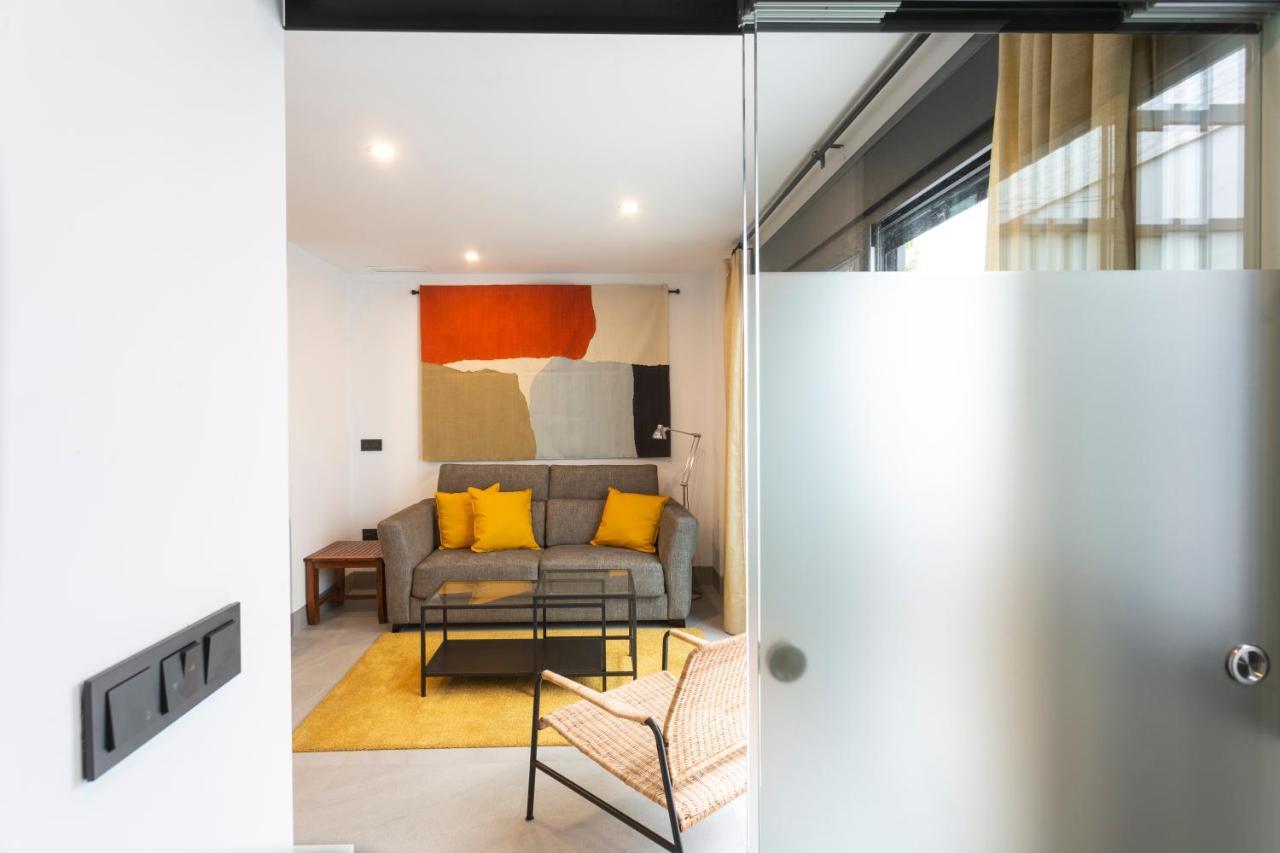 Apartamentos Bajeles Sevilla Urban Eksteriør bilde