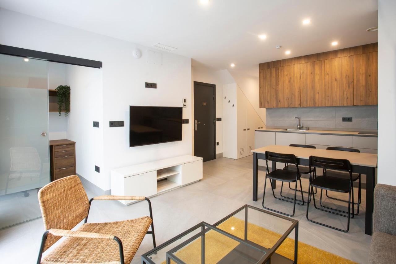 Apartamentos Bajeles Sevilla Urban Eksteriør bilde