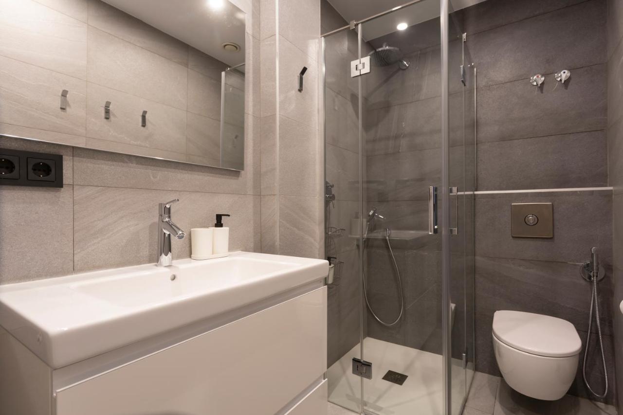 Apartamentos Bajeles Sevilla Urban Eksteriør bilde