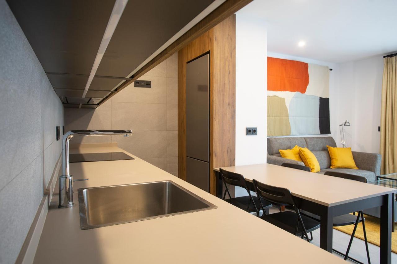 Apartamentos Bajeles Sevilla Urban Eksteriør bilde