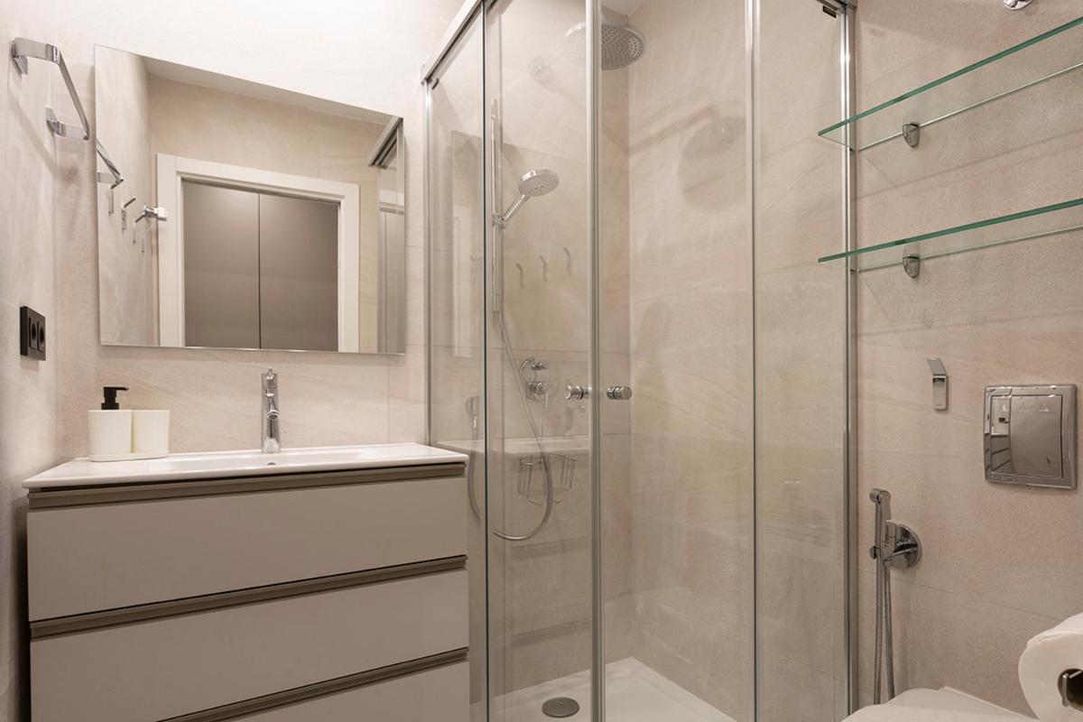 Apartamentos Bajeles Sevilla Urban Eksteriør bilde