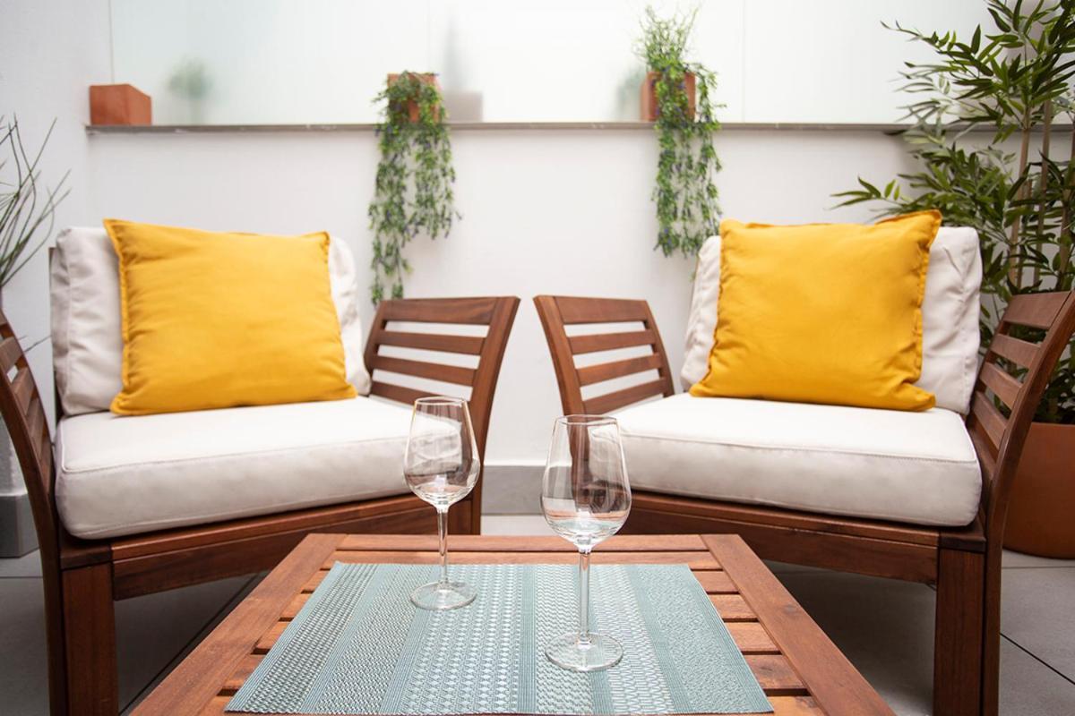 Apartamentos Bajeles Sevilla Urban Eksteriør bilde